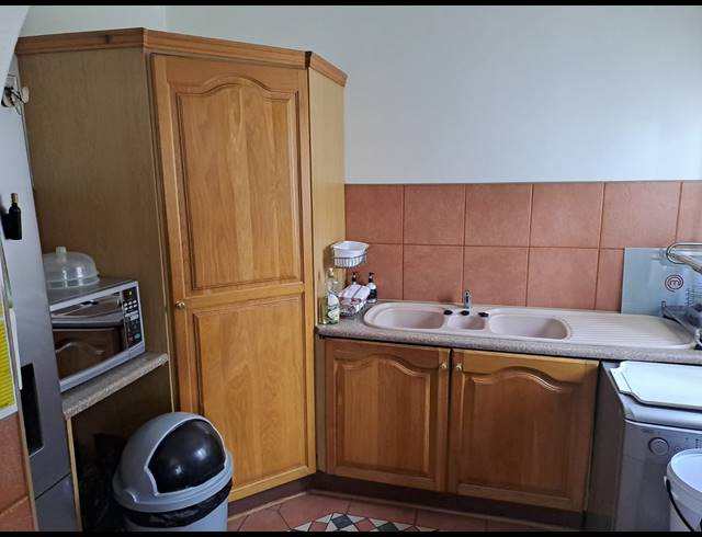 12 BEDROOM HOUSE FOR SALE IN HAYFIELDS